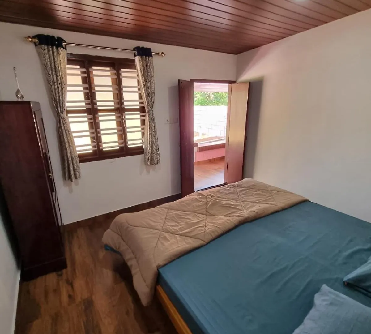 בית הארחה Paravūr Kayaltheeram Resort & Homestay