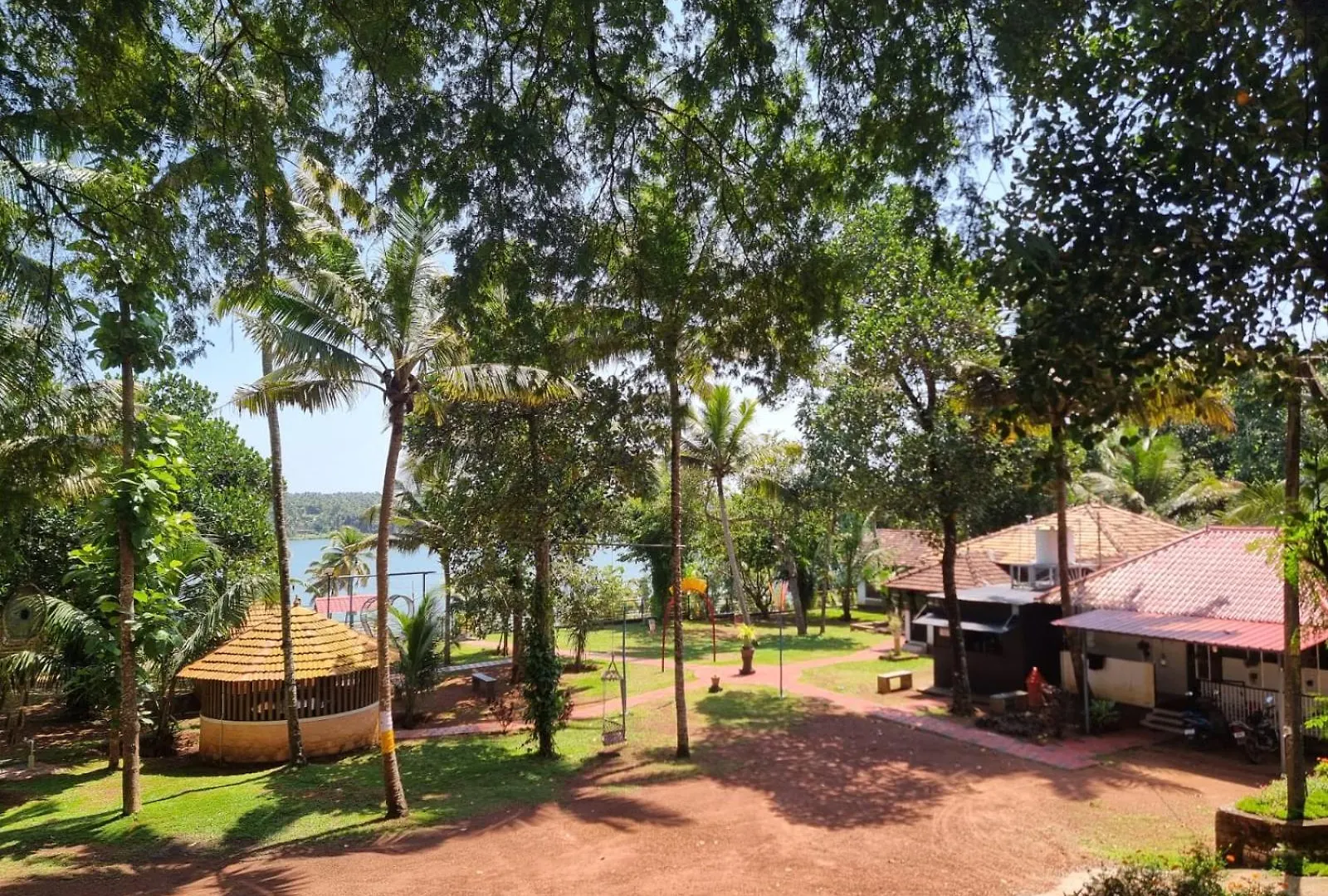 בית הארחה Paravūr Kayaltheeram Resort & Homestay הודו