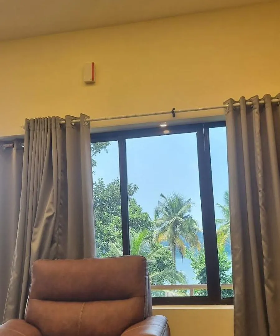 Kayaltheeram Resort & Homestay Paravūr